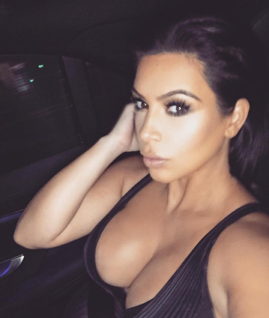 Kim Kardashian Reveals her SECRET to Perky Red Carpet Cleavage…and YES,  it's WEIRD. – DEE Garcia